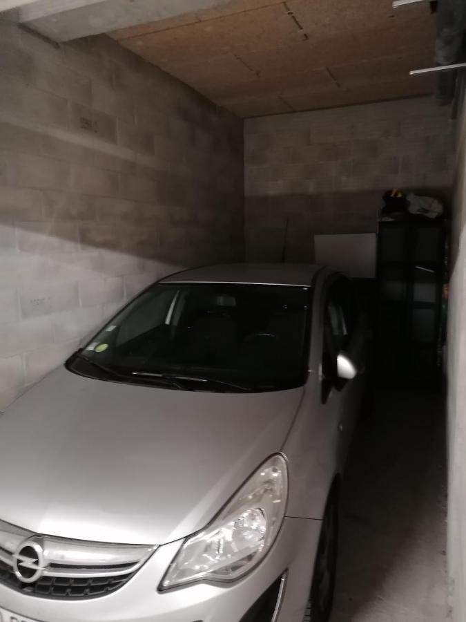 City Vibes, Indoor Parking, Breakfast & Air Conditioning Nice Exterior photo